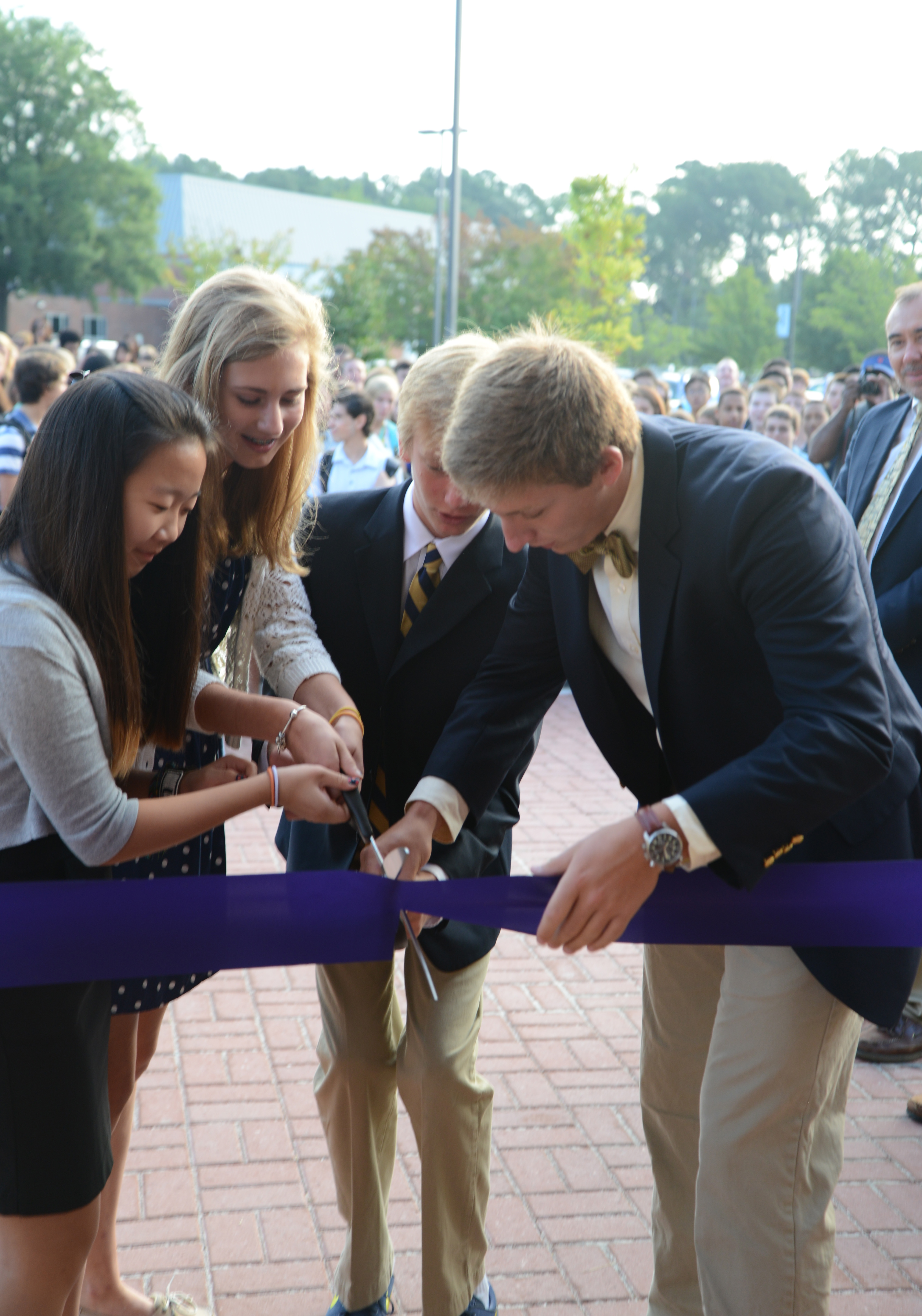HRA HRA Ribbon Cutting 2 (1)