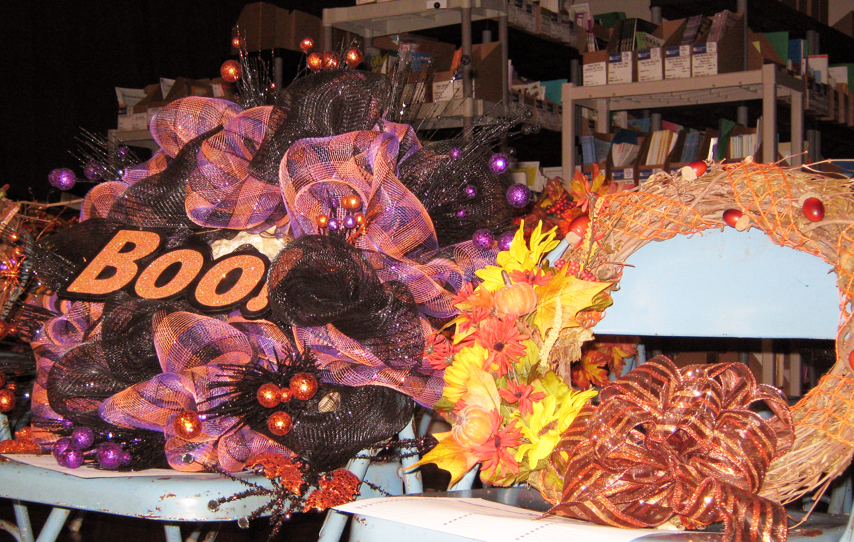 Wreaths up for auction at Seaford Elementary School