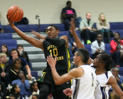 Bruton's Marcus Carter slashes through the lane for two points during the Panthers 87-37 win over Lafayette on Wednesday. (Will Armbruster/WYDaily)