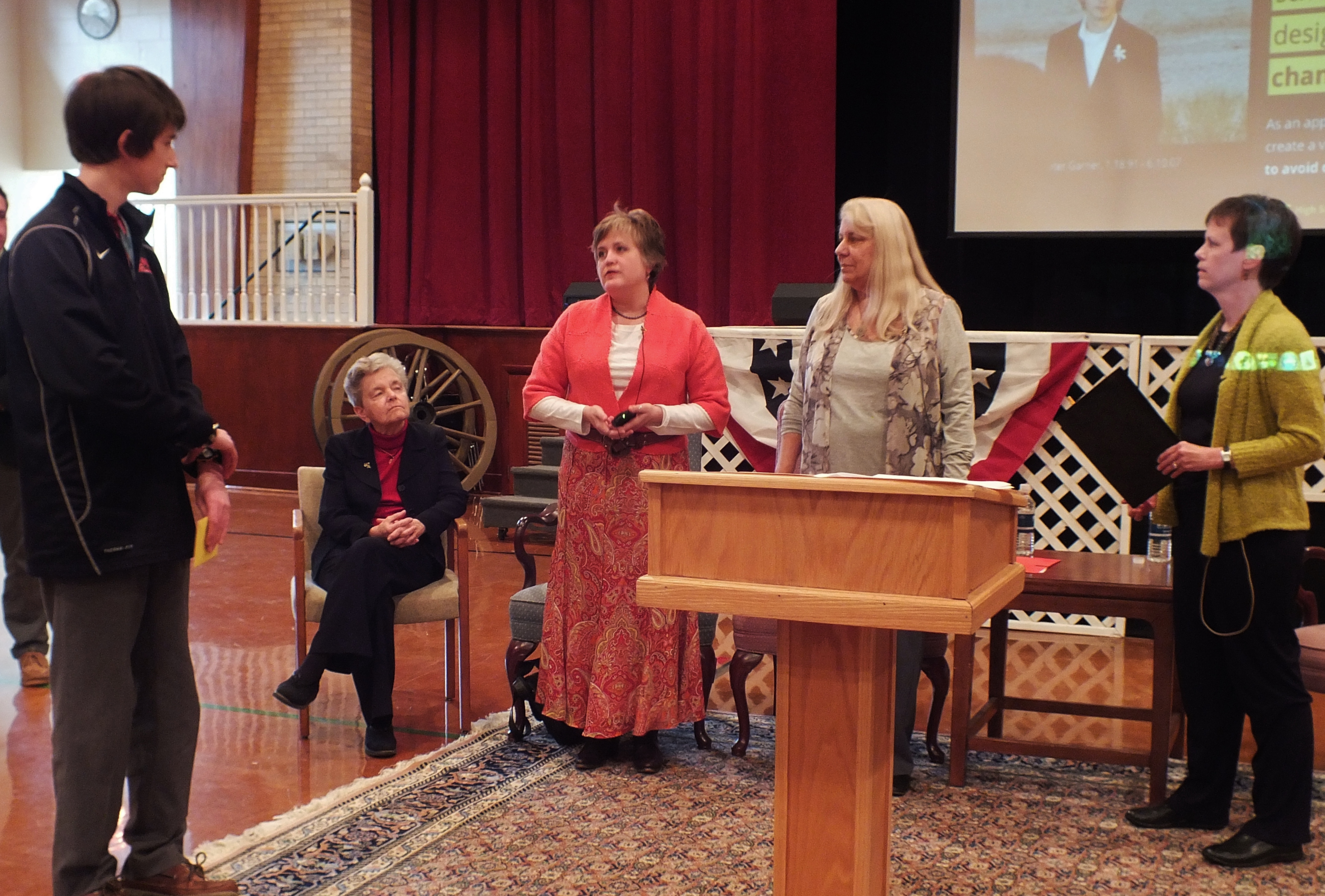 Judges give feedback to Bowman for his winning video (Hannah S. Ostroff/ WYDaily)
