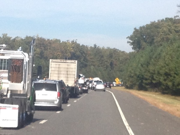 Traffic jam on Route 199 West. (WYDaily/ File photo)