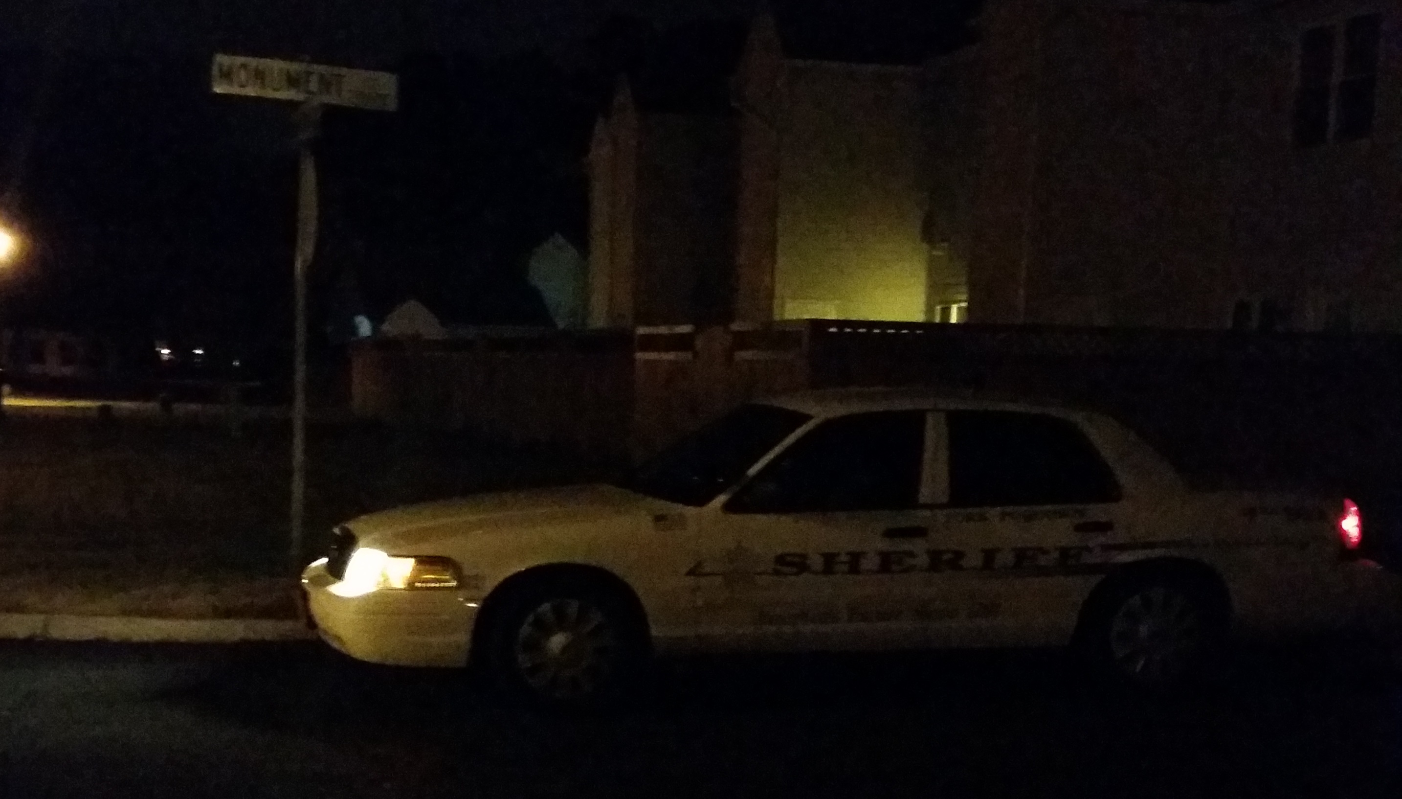 A York-Poquoson Sheriff's Office cruiser parked near the scene of a reported shooting on Monument Court in Coventry. (Marie Albiges/WYDaily)