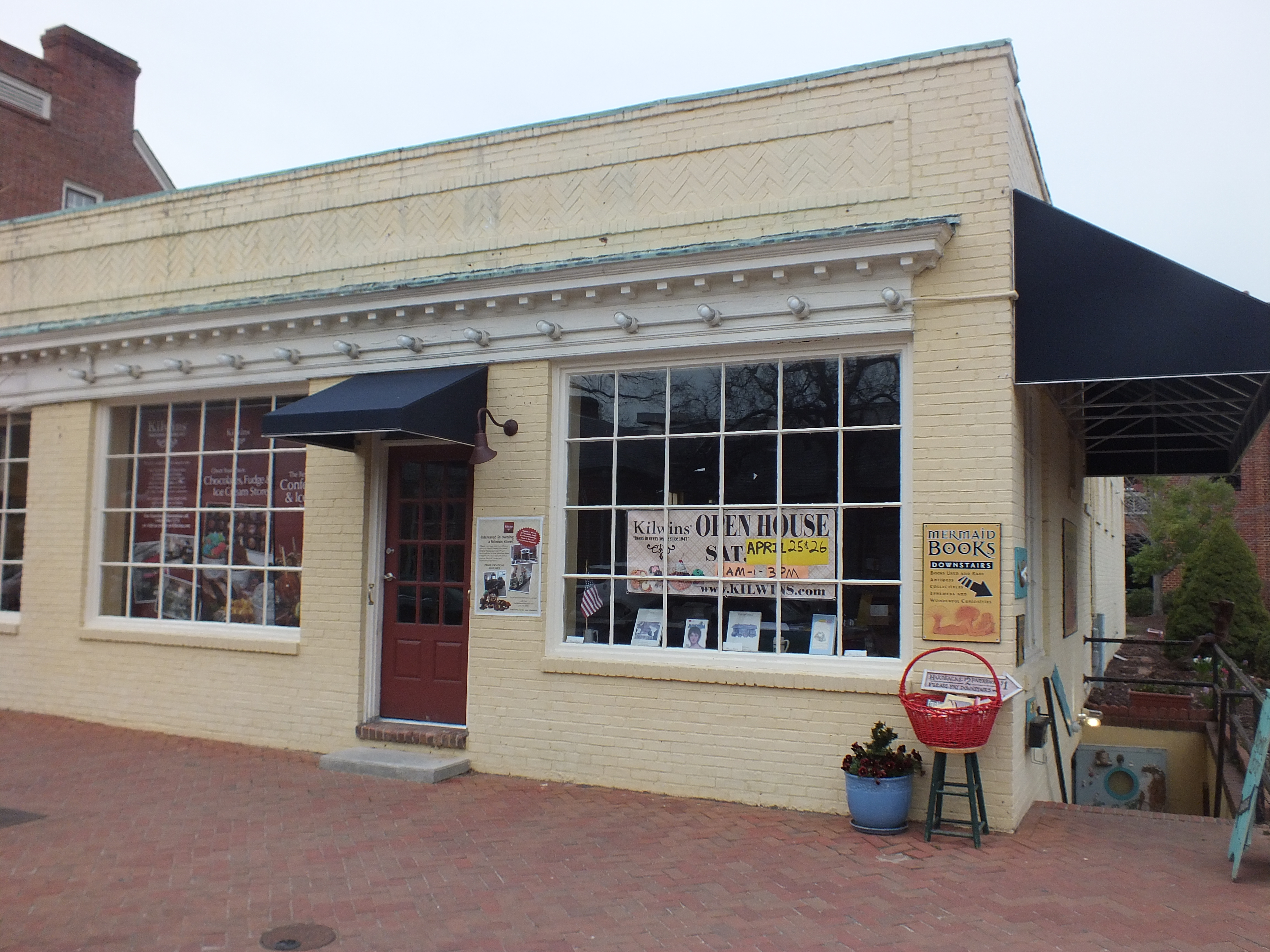 Kilwins represntatives held a open house event at the future franchise location last weekend. (Ian Brickey/WYDaily)