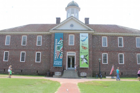 The Public Hospital of 1773 has served as the entrance to the Art Museums of Colonial Williamsburg for 30 years. (Elizabeth Hornsby/WYDaily)