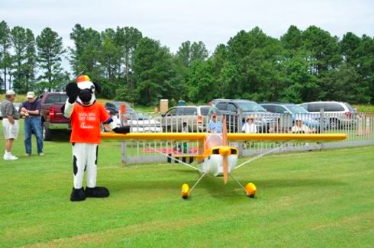 The Colonial Virginia Aeromodelers is hosting an air show in celebration of National Model Aviation Day this Saturday.