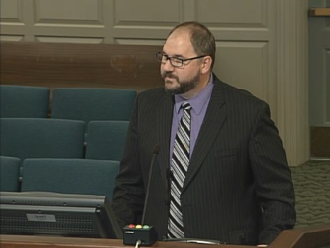 Earl Anderson, a York County planner, explains a new food trucks policy to the county's Planning Commission. (Nicole Trifone/WYDaily)