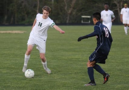 Senior captain Lanson Fontaine led the Panthers in scoring. (Ty Hodges/WYDaily)
