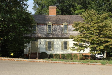 The home at 101 Woodmere Drive that is under lease by Gateway Homes. (Andrew Harris/WYDaily.)