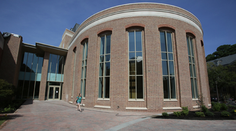 The Integrated Science Center is open and specially designed for interdisciplinary coursework. (Stephen Salpukas/W&M)