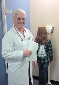 Maurice E. Graham, M.D. and patient (Jennifer Holden/WYDaily)