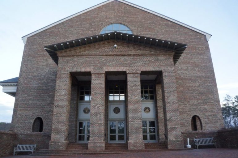 The Williamsburg-James City County Courthouse. (WYDaily/Sarah Fearing)