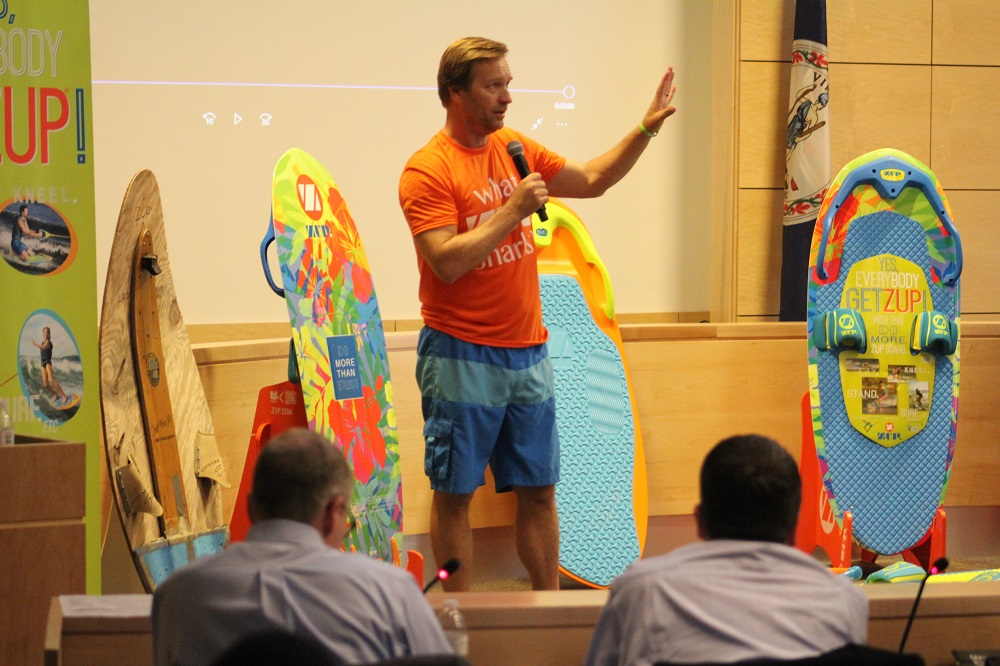 Glen Duff makes his pitch before the sharks at Virginia Shark Tank in 2017. (Andrew Harris/WYDaily)