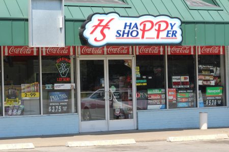 Police say a man who is associated with the victim was apprehended after he was located nearby at the Happy Shopper on Pocahontas Trail. (Sarah Fearing/WYDaily)