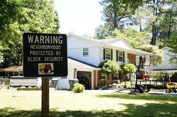 Sun-cracked signs stand guard throughout the tight-knit community. Neighbors look out for each other in this part of James City County, according to resident Stephen Moyer. (Steve Roberts, Jr./WYDaily)