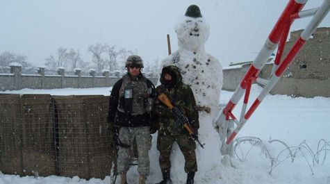 Marna Ashburn's former husband (left) making the best of a winter storm. (Courtesy of Marna Ashburn)