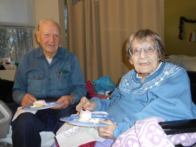 Ray and Ruth Duley share cake at her nursing home. (Courtesy Barbara Duley Richards)