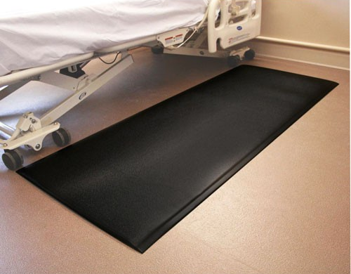 Between 1985 and 2013, the Food and Drug Administration received 901 reports of patients getting “caught, trapped, entangled, or strangled,” in bed. (Courtesy FabSafe Fall Mat)