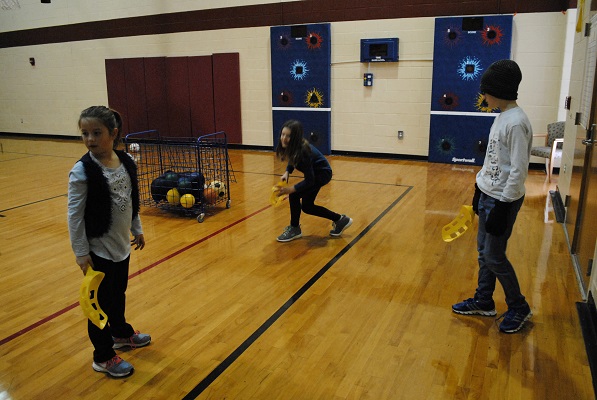Children play a game together at the R. F. Wilksinson YMCA in Williamsburg Jan. 10, 2017. (Sarah Fearing/WYDaily)