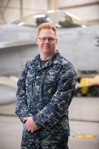 (Senior Chief Mass Communication Specialist Gary Ward/U.S. Navy)