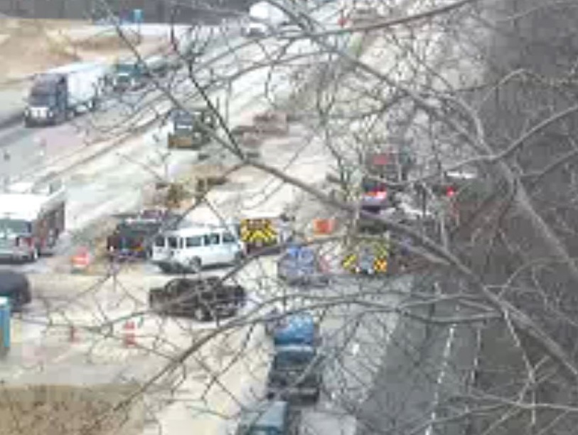 A live still frame of the back-up at Lee Hall on I-64. (Courtesy VDOT)