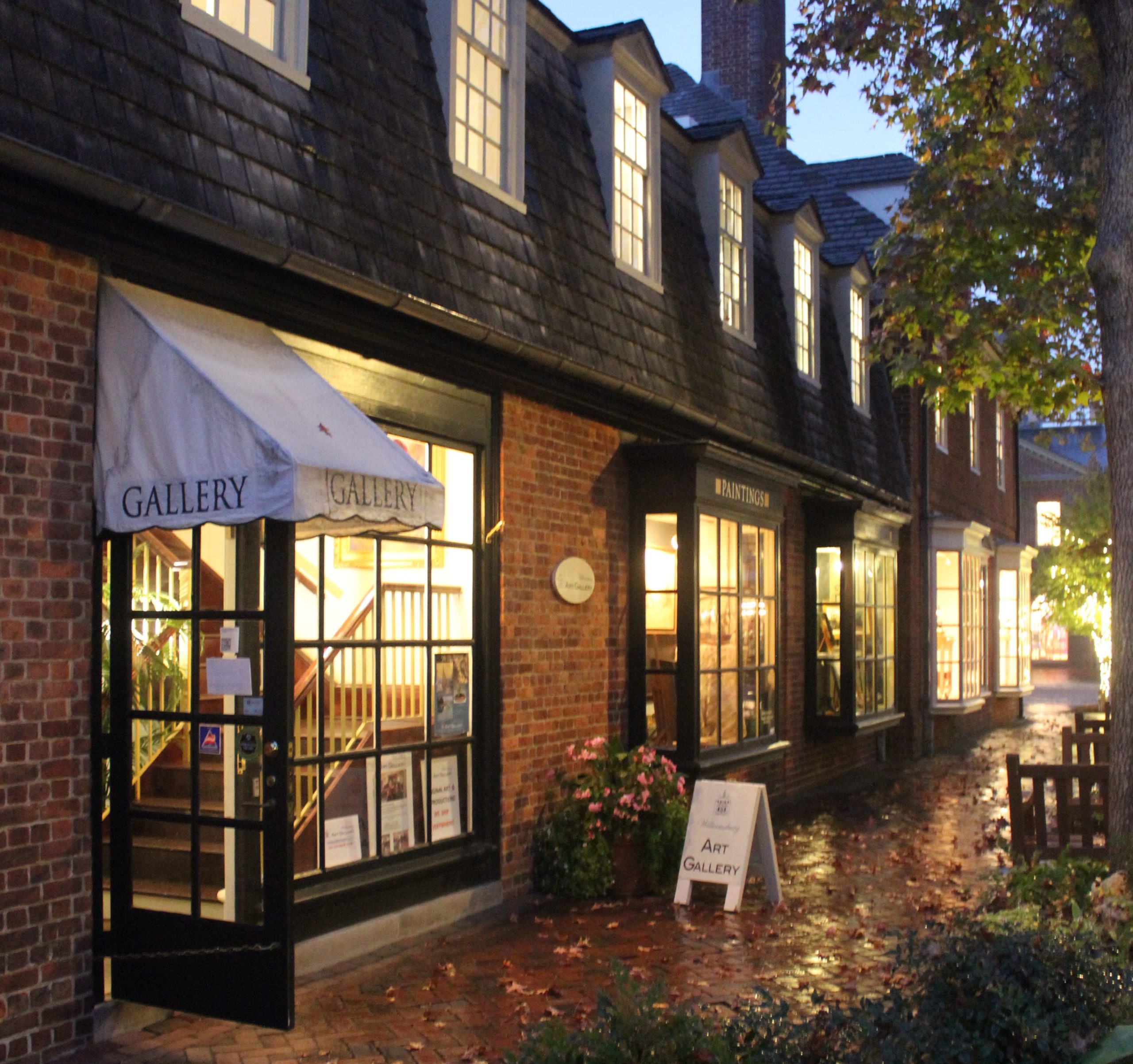 In favor of having more time to create artwork and handle family matters, Gulay and Clyde Berryman have chosen to shutter the Williamsburg Art Gallery’s physical location and continue business online only. (WYDaily photo/Courtesy of Williamsburg Art Gallery)