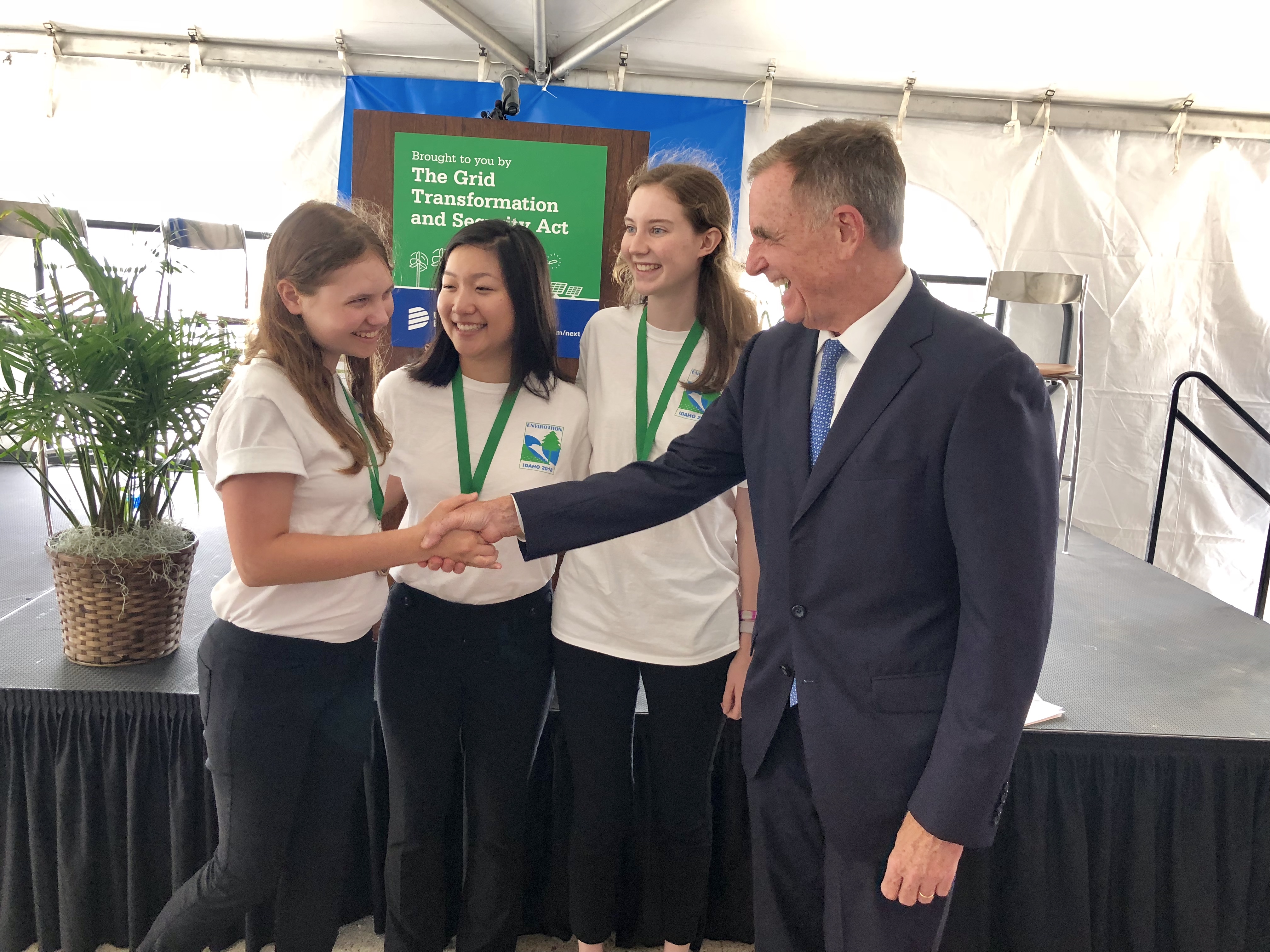 Members of the Jamestown High School Envirothon team meet Dominion CEO Thomas Farrell. (WYDaily/ Courtesy Dominion Energy)