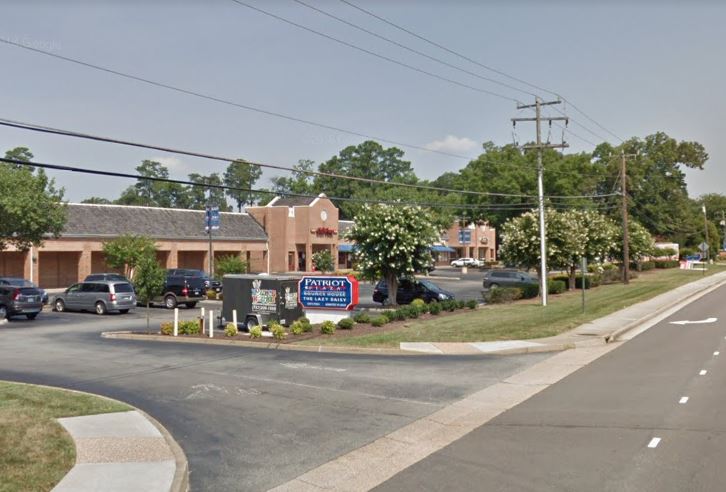 Patriot Plaza in Williamsburg. (WYDaily/Courtesy Google Maps)