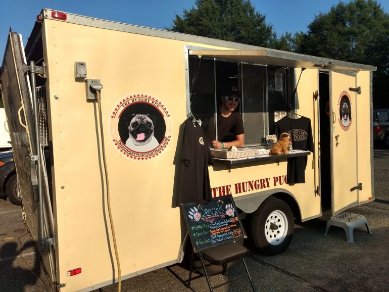 The Hungry Pug food truck, parked outside Alewerks. (WYDaily/ Andrew Harris)