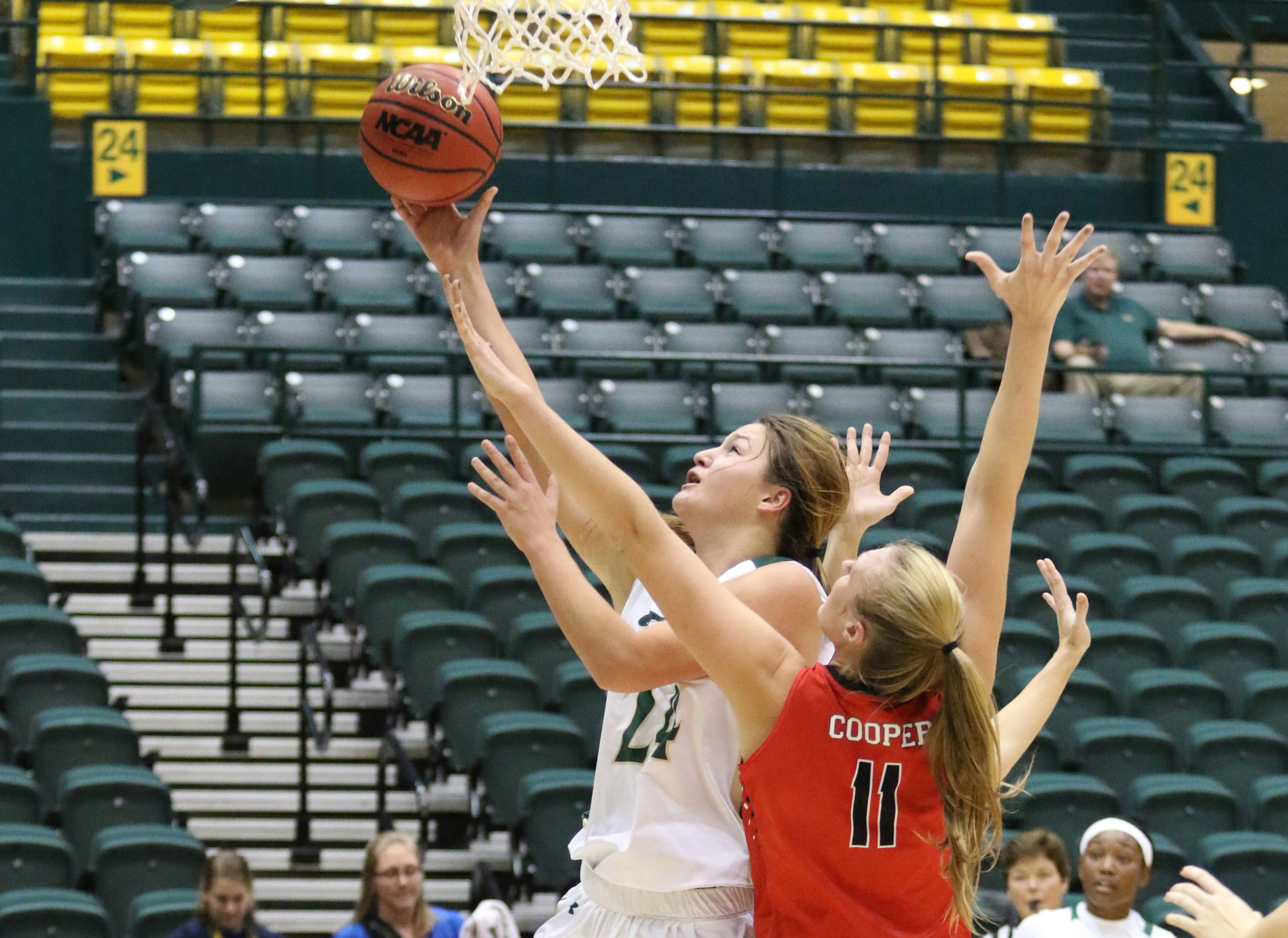In her senior season at William & Mary, Abby Rendle averaged 12.1 points, 7.8 rebounds and 4.3 blocks. (WYDaily photo/Courtesy W&M)