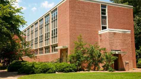 https://www.wm.edu/offices/residencelife/oncampus/residencehalls/freshman/yates/index.php