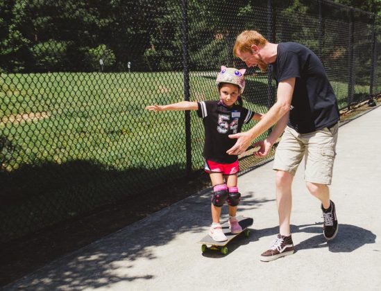 TSA board member and coach Jimmy Thomas assisting Arianna Caro. (WYDaily Photo/Kellie Thomas)