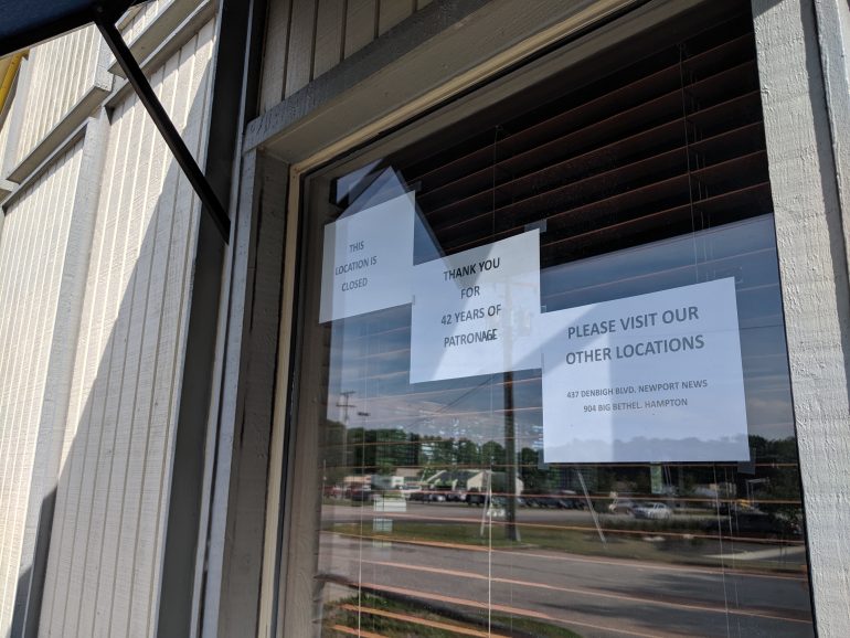 Long John Silver's on Merrimac Trail has closed its doors. (WYDaily/Sarah Fearing)
