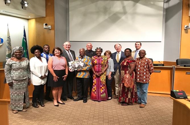 James Icenhour, board of supervisors chairman for JCC, issues a proclamation on Tuesday that will make June 18 know as "From Jamestown to Jamestown Day" to honor the connection between Jamestown Island and the Jamestown District in Accra, Ghana. (WYDaily/Courtesy JCC)