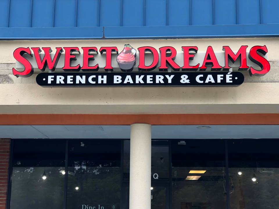 Sweet Dreams French Bakery and Cafe opened in mid-July at 1215Q George Washington Memorial Highway. (WYDaily/Courtesy of Sweet Dreams French Bakery and Cafe Facebook)