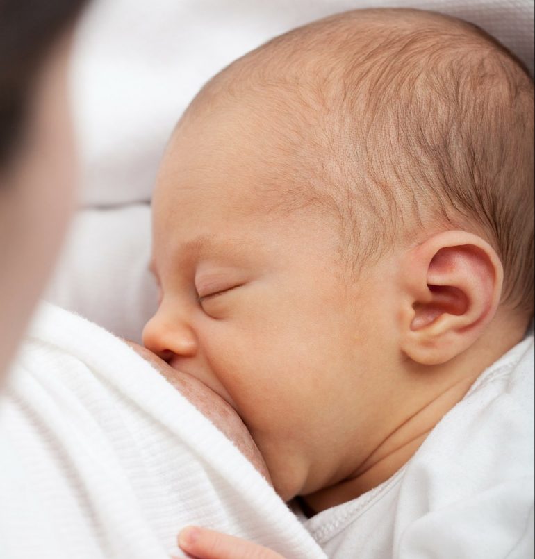 Breastfeeding is not considered indecent exposure under Virginia law (WYDaily/ Courtesy of Pixabay)
