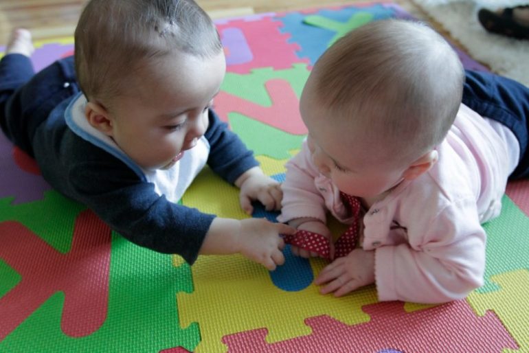 Here's five tips for dealing with children during holiday breaks. (WYDaily/Flickr)