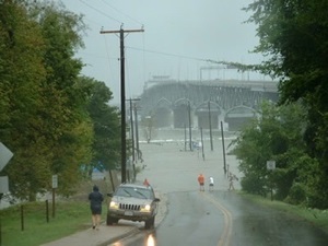 Storm surge covers Gloucester Point, Virginia during Hurricane Isabel in 2003. (VIMS/WYDaily)