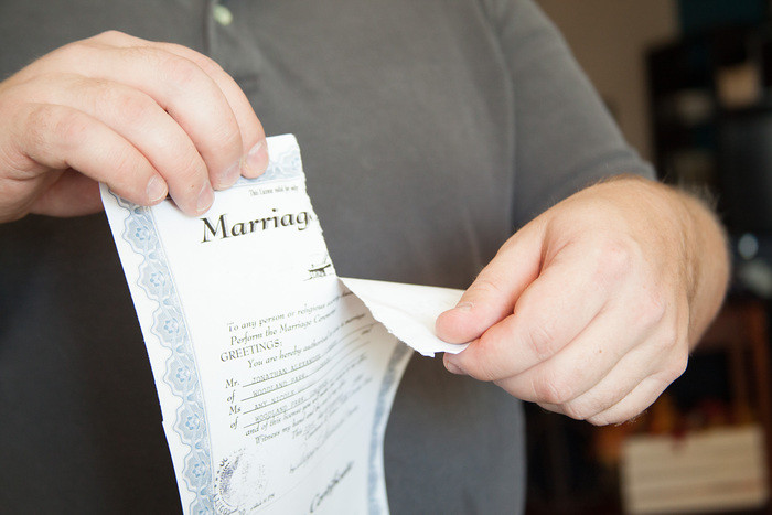 As the pandemic places greater stress on marriages, it's hard to say if divorce rates will increase. (WYDaily/Flickr)