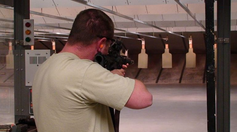 Gov. Ralph Northam ordered non-essential businesses to close in light of the coronavirus (COVID-19), including indoor shooting ranges. But the Virginia Citizen's Defense League wants to change that. (WYDaily/Wikimedia Commons)