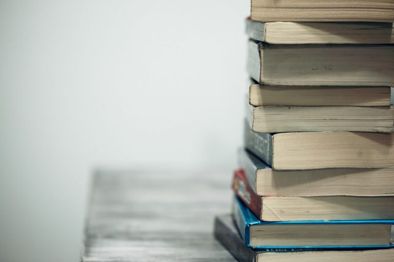 The Williamsburg Regional Library is collecting checked out library books during the coronavirus. (WYDaily file/Courtesy of Unsplash)