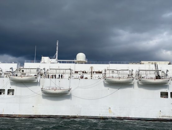 The hospital ship USNS Comfort (T-AH 20) conducts scheduled lifeboat training in accordance with US Coast Guard certification and watch keeping regulations before returning to Naval Station Norfolk. The ship and its embarked medical task force remain prepared for future tasking. The Navy, along with other U.S. Northern Command dedicated forces, remains engaged throughout the nation in support of the broader COVID-19 response. (U.S. Navy photo by Mass Communication Specialist 2nd Class Sara Eshleman)