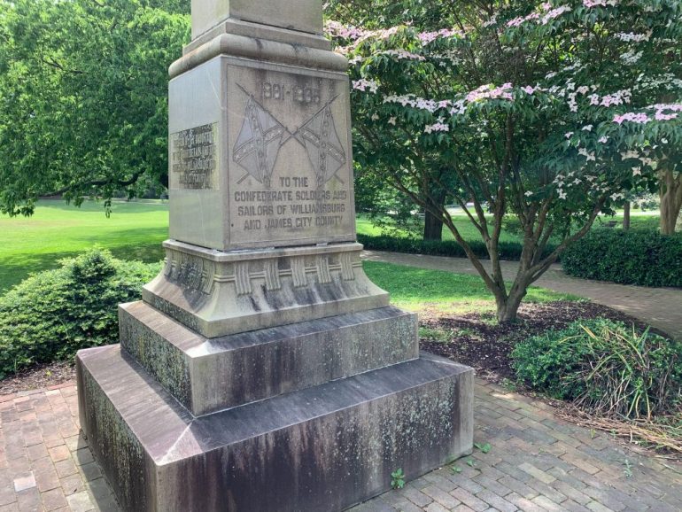 The memorial to confederate soldiers and sailors has stood in Bicentennial Park since 2000. (WYDaily/Alexa Doiron)