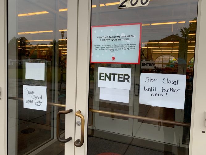 The store opened on June 4 and then abruptly closed again on June 8 due to limited staff, according to Julia Burge, director of external communications for Kontoor Brands, Inc., the umbrella corporation for Vanity Fair Outlet. (WYDaily/Alexa Doiron)