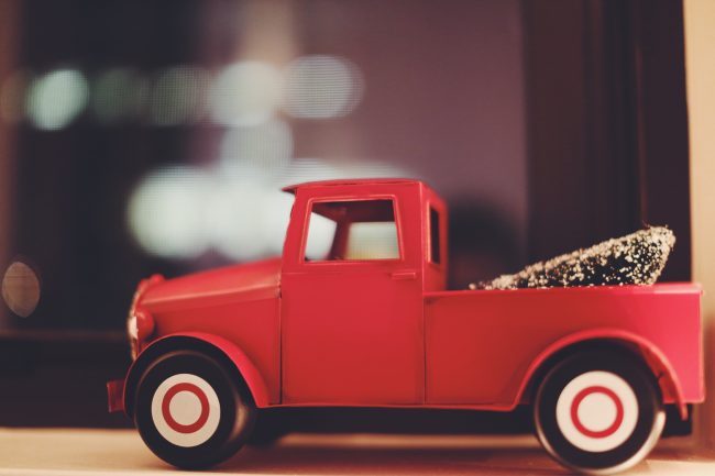 Stuff the police cruiser with toys and clothes for families in need this holiday season. (WYDaily/ Courtesy of Unsplash)