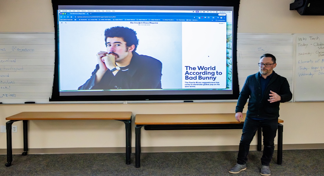 New Honors Class Introduces Students to Popular Musical Performer