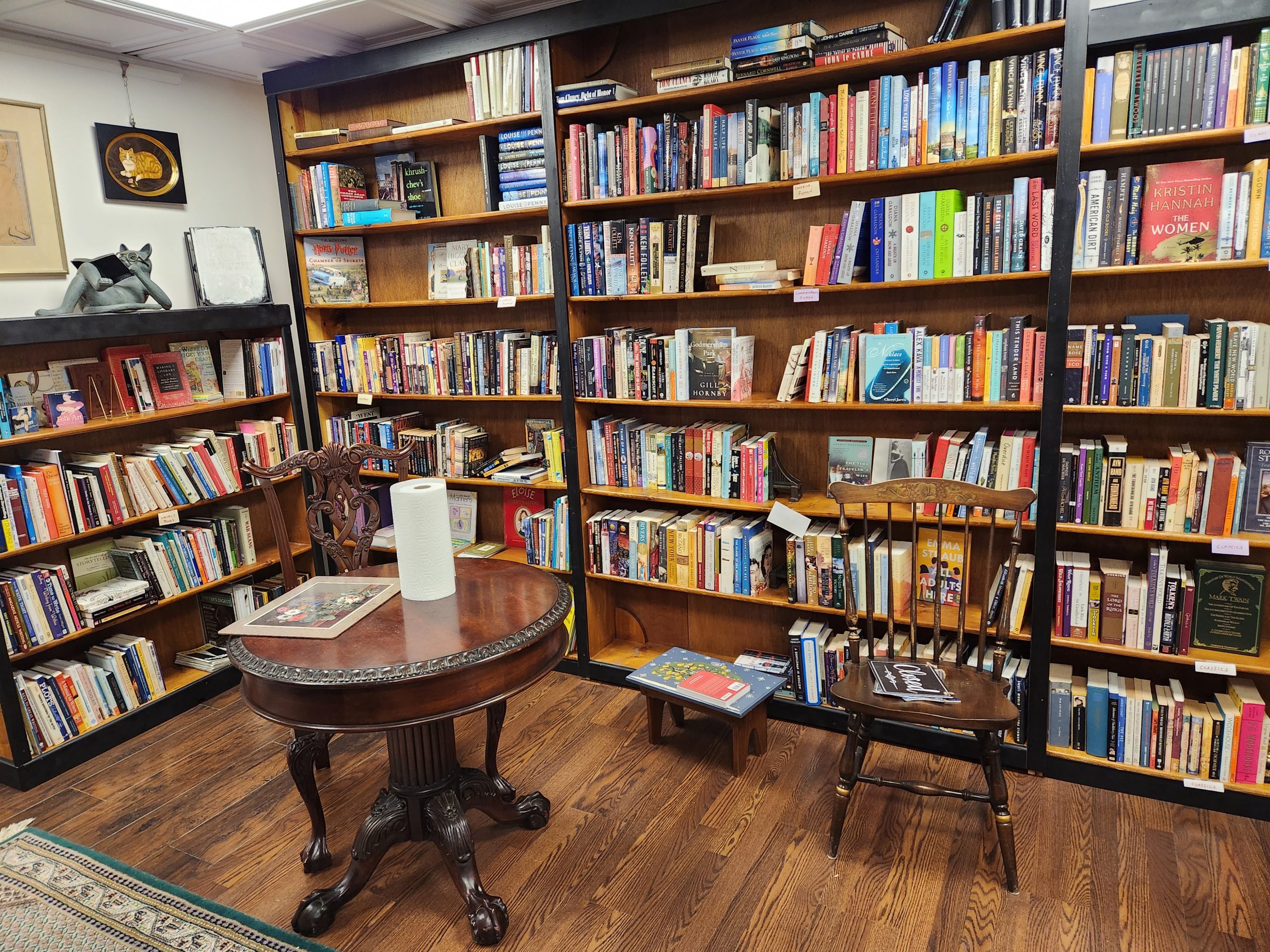 Writing Corner Offers Quiet Space for Workshops Used Books