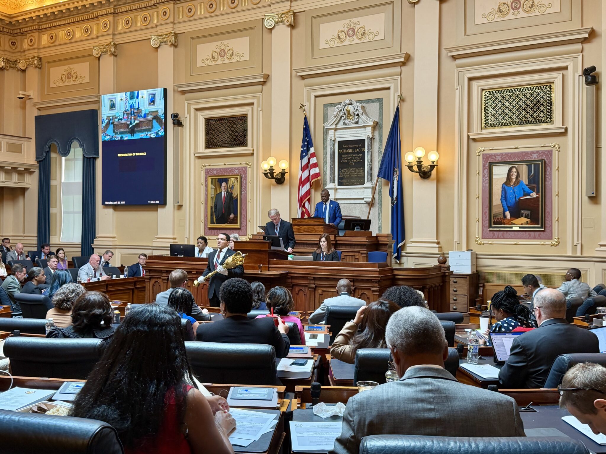 Virginia Lawmakers Return to Richmond With Budget Deadline Days Away