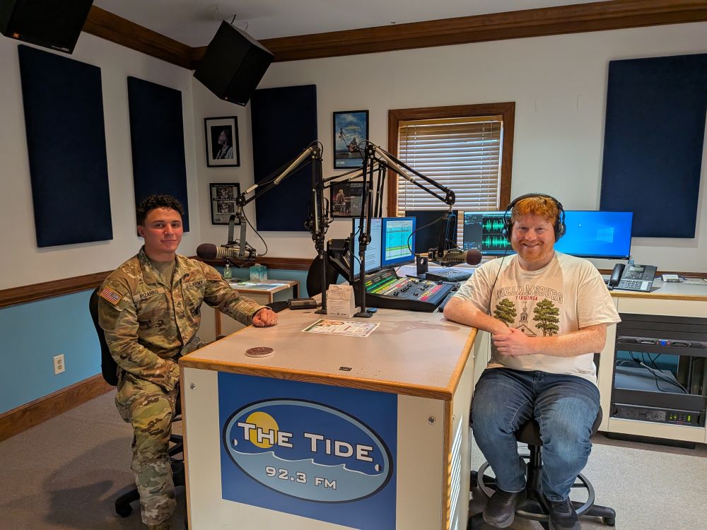 Army Recruiter Discusses Careers And Benefits On 92.3 FM The Tide
