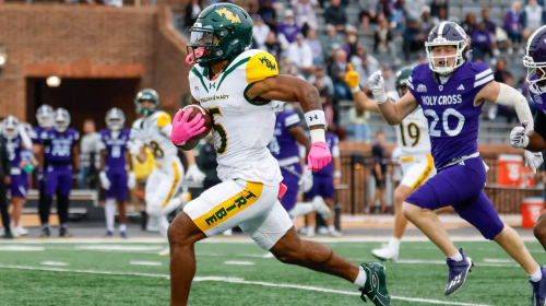 William &amp; Mary Tribe Football Falls to Holy Cross, 41-14 | Williamsburg Yorktown Daily